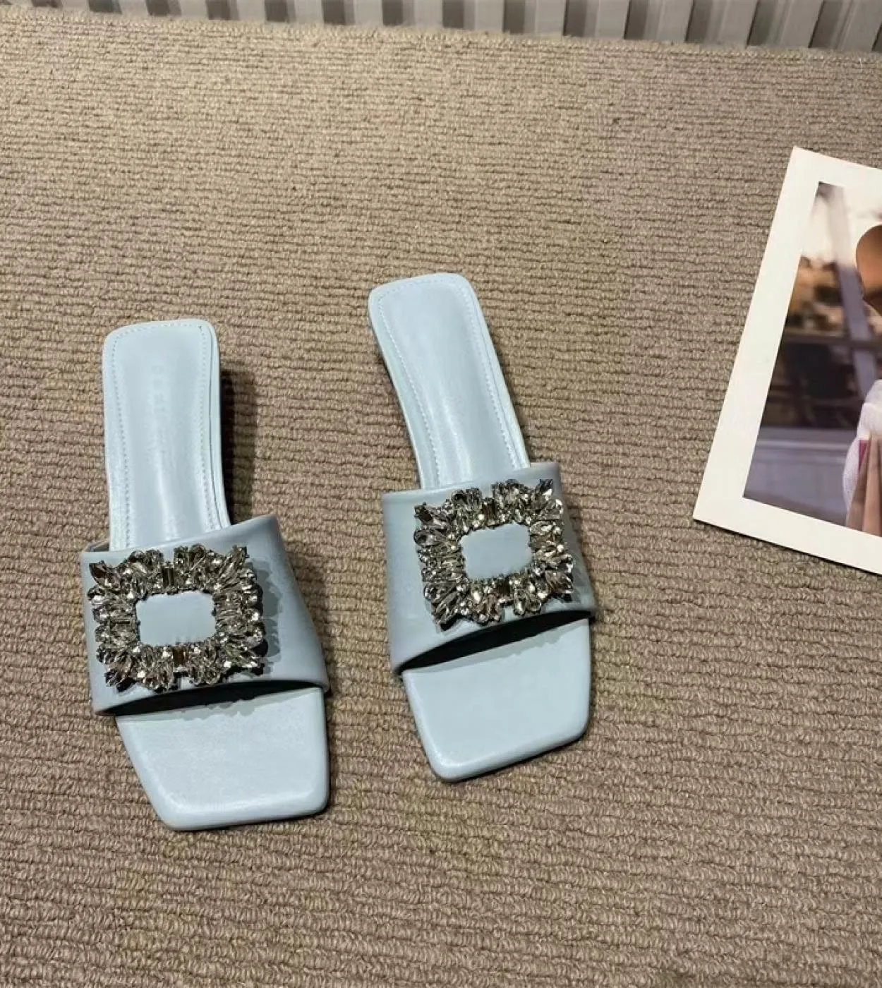 2023 nuove scarpe da donna sandali da donna estivi pantofola strass scarpe da spiaggia per la casa donna infradito trasparenti t