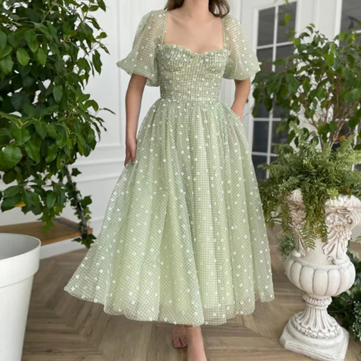Abiti da sera eleganti verdi Aline per le donne 2023 Lunghezza tè Puffy Manica corta Abiti da laurea Sweetheart Aline Bac